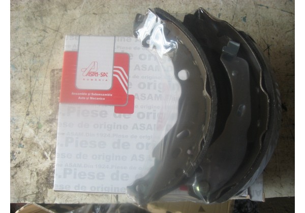 Гальмівні колодки задні Renault Logan, Sandero, Clio, II, Laguna, 7701203979, 7701205720, для авто з ABS *